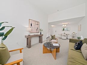 76 Elm St 114, Boston MA 02130