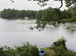 99 Lakeshore Dr, Spencer MA 01562