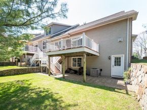 900 Lynnfield St. 1, Lynnfield MA 01940