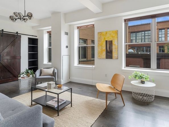 35 Fay St 401, Boston MA 02118
