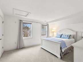 23 Woodmere Drive 13, Milton MA 02186