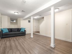221 Freeman St 221, Brookline MA 02446