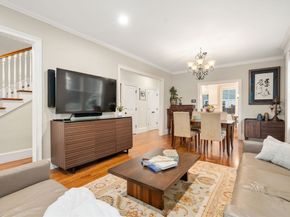 221 Freeman St 221, Brookline MA 02446