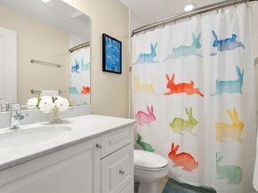 221 Freeman St 221, Brookline MA 02446