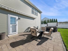 18 Gedney Drive, Peabody MA 01960