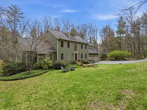 201 Spring St, Hopkinton MA 01748