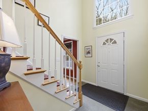 201 Spring St, Hopkinton MA 01748