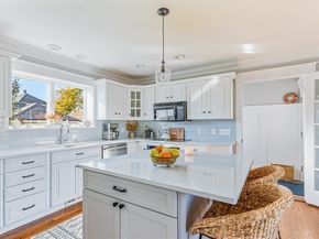 24 Brow Ave, Braintree MA 02184