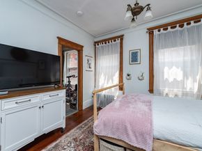 49 Revere St 4, Boston MA 02114