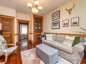 49 Revere St 4, Boston MA 02114