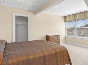 8 Ridgeway Cir 8, West Newbury MA 01985