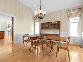 8 Ridgeway Cir 8, West Newbury MA 01985