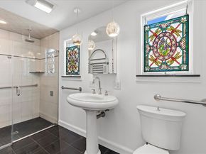 36 Ocean St, Marshfield MA 02050