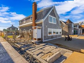 36 Ocean St, Marshfield MA 02050