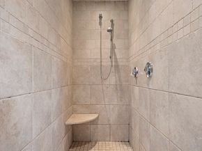 11 River Ave, Grafton MA 01560