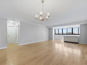 9 Hawthorne Place 11J, Boston MA 02114