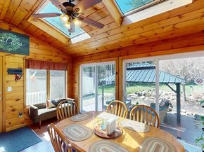 130 Whittemore St, Fitchburg MA 01420