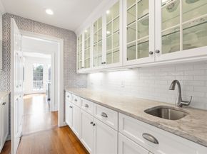 75 Washington St, Sherborn MA 01770