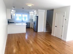 84 Arcadia 3, Revere MA 02151