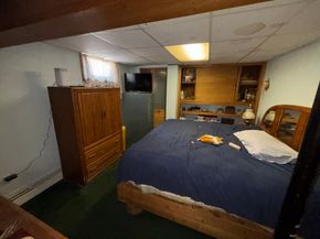 148 Pond St, Leominster MA 01453