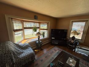 148 Pond St, Leominster MA 01453