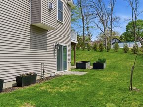 19 Progress Ave, Dudley MA 01571