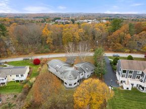 31 Overlook Dr, Southborough MA 01772