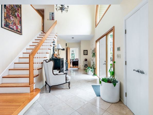 375 Atherton St, Milton MA 02186