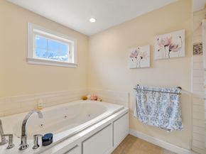 114 Meredith Way, Weymouth MA 02189
