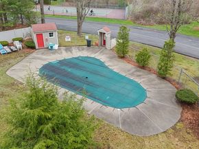 237 South St 6, Shrewsbury MA 01545