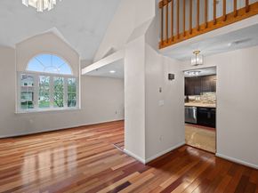 237 South St 6, Shrewsbury MA 01545