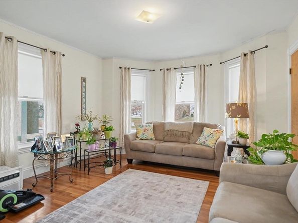 188 Waverley St 1, Belmont MA 02478