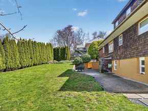 6 Desmond Dr, Nahant MA 01908