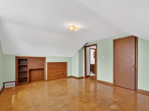 6 Desmond Dr, Nahant MA 01908