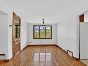 6 Desmond Dr, Nahant MA 01908