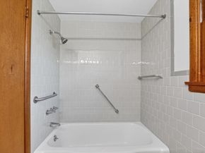 6 Desmond Dr, Nahant MA 01908