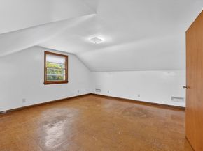 6 Desmond Dr, Nahant MA 01908