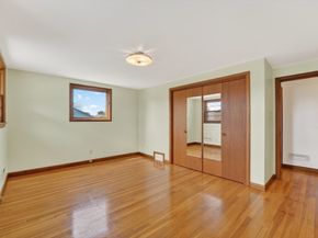 6 Desmond Dr, Nahant MA 01908