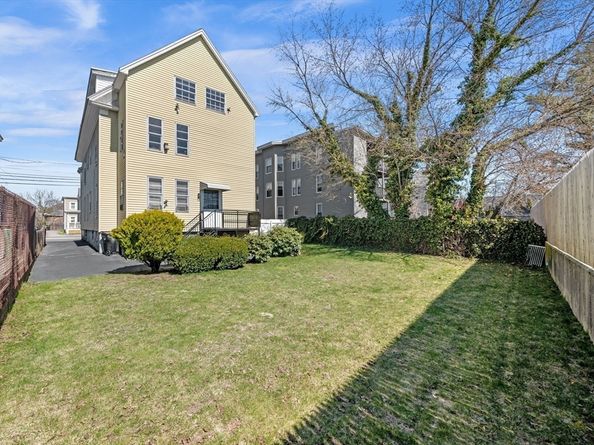 39 Mason St, Salem MA 01970