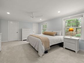 11 Sterling Rd, Wellesley MA 02482
