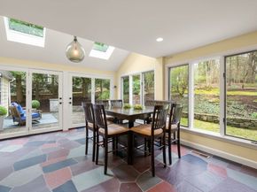 11 Sterling Rd, Wellesley MA 02482