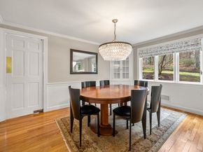 11 Sterling Rd, Wellesley MA 02482