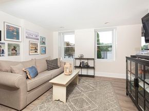 135 Lake Ave, Worcester MA 01604