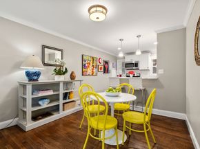 11 Oak St 16, Wellesley MA 02482