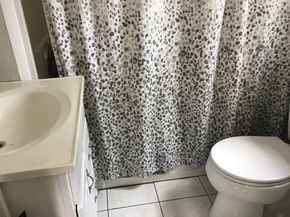 17 Grove St, Woburn MA 01801