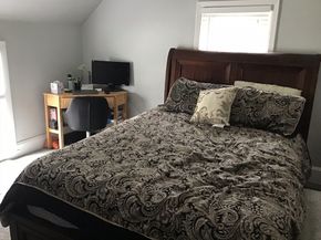 17 Grove St, Woburn MA 01801