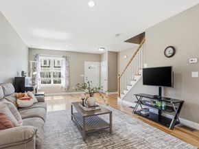 2 Dino Way 52, Milford MA 01757