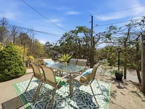 35 Mountain St 35, Woburn MA 01801
