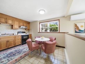 35 Mountain St 35, Woburn MA 01801