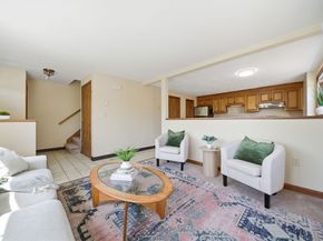 35 Mountain St 35, Woburn MA 01801